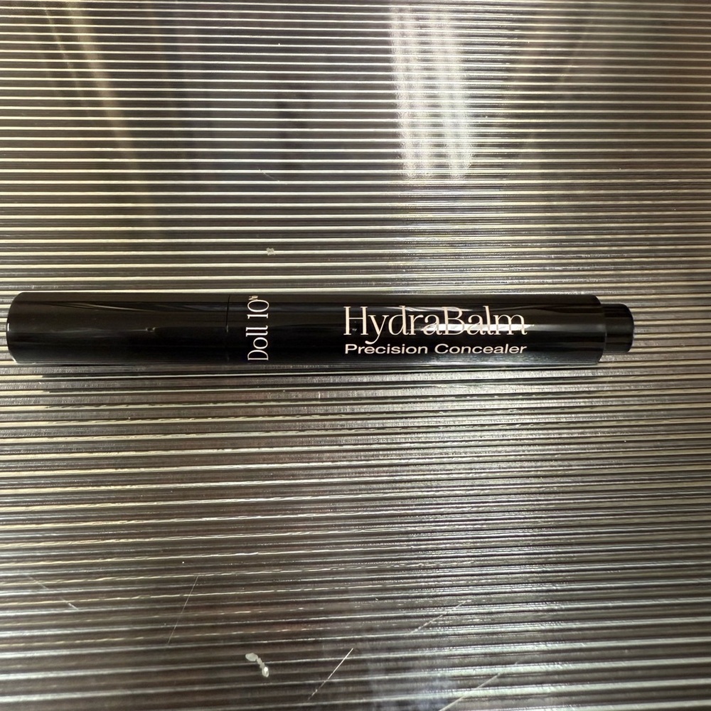 Doll 10 HydraBalm Precision Concealer